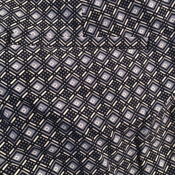 Mario Serrani Ladies Bermuda Short Size 8 & 12 - Picture 4 of 4